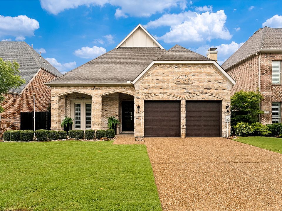 1st image of 45 Secluded Pond Dr