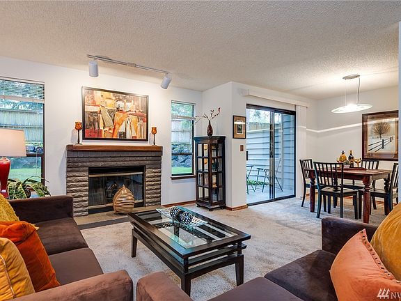 4th image of 15925 NE 40th Way #2B