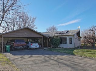5666 Molokai Dr, Anderson, CA 96007