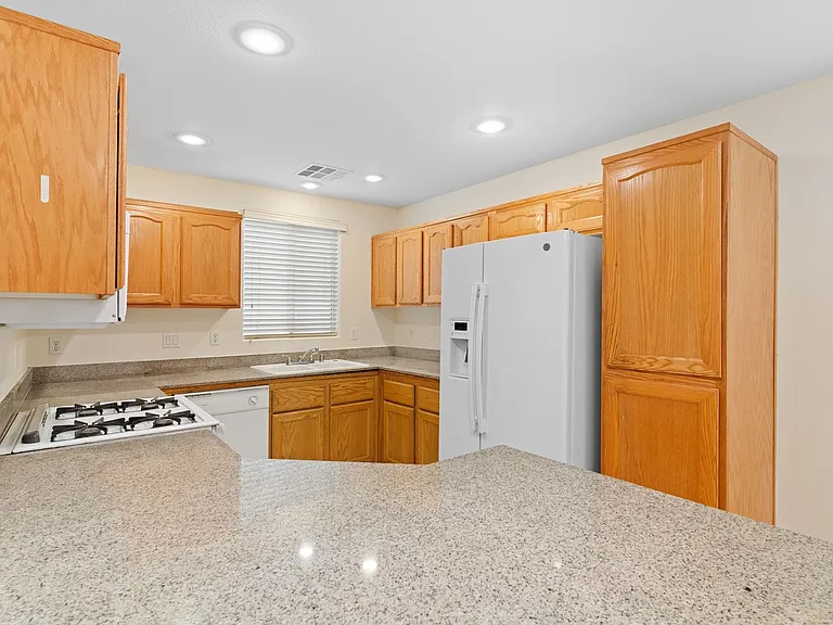 7268 Vinca Rd — Photo 15