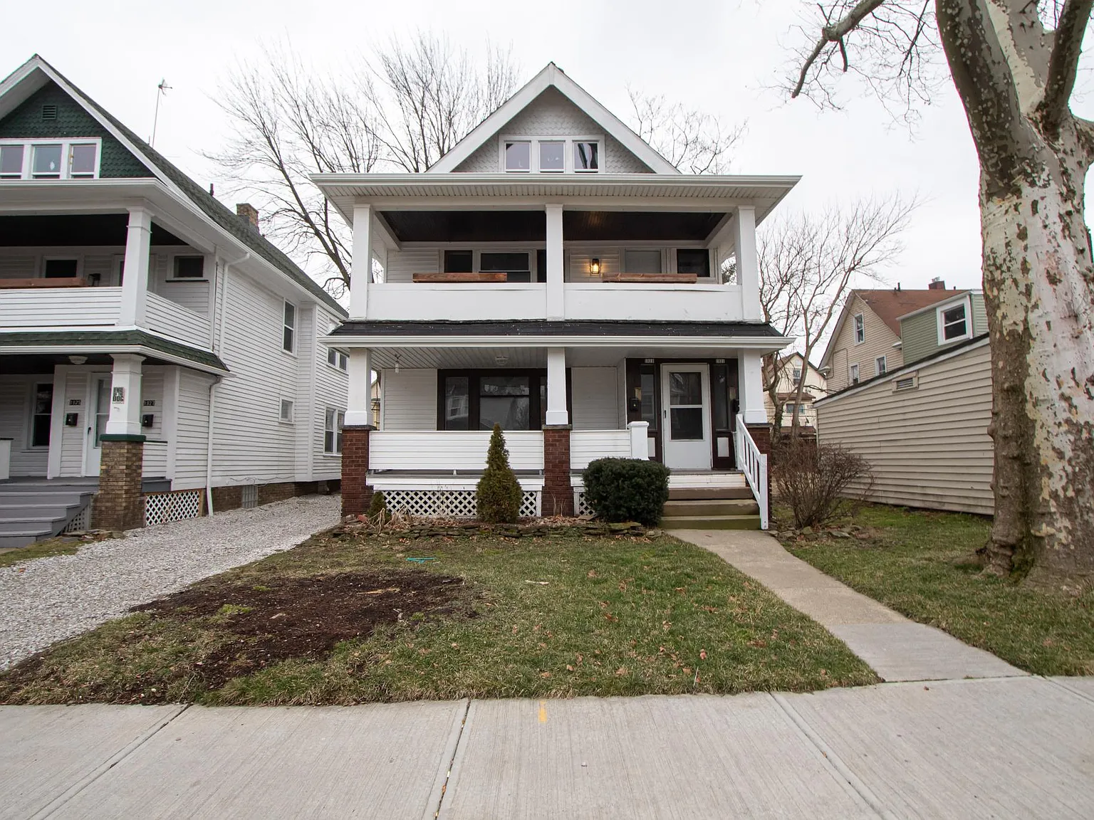 2 bed, 1100 sqft, $1,450 — Photo 2