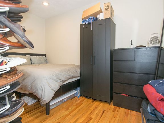 2nd image of 55 Westland Ave #3