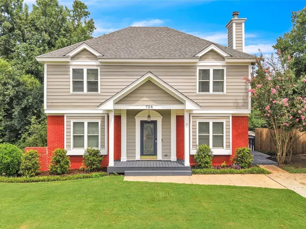 724 Silver Hills Dr, Prattville, AL 36066