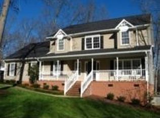 4 Misty Oaks Dr, Greer, SC 29651