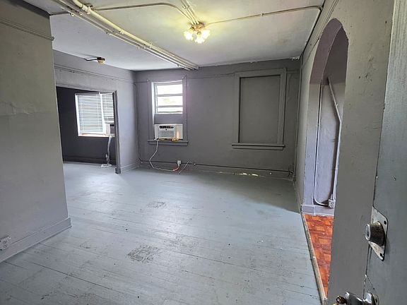 3rd image of 1603 SW 8th St #8