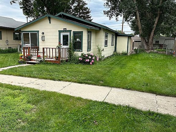 3rd image of 217 1st Ave N