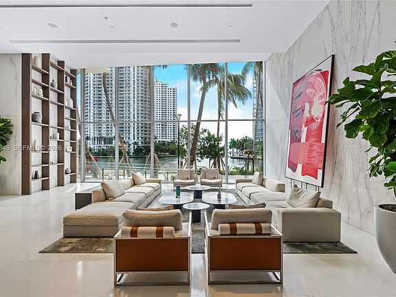 4th image of 300 Biscayne Boulevard Way #3604