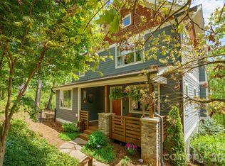 24 Acadia Dr, Asheville, NC 28806