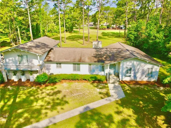 28 Pine Forest Dr, Jesup, GA 31546