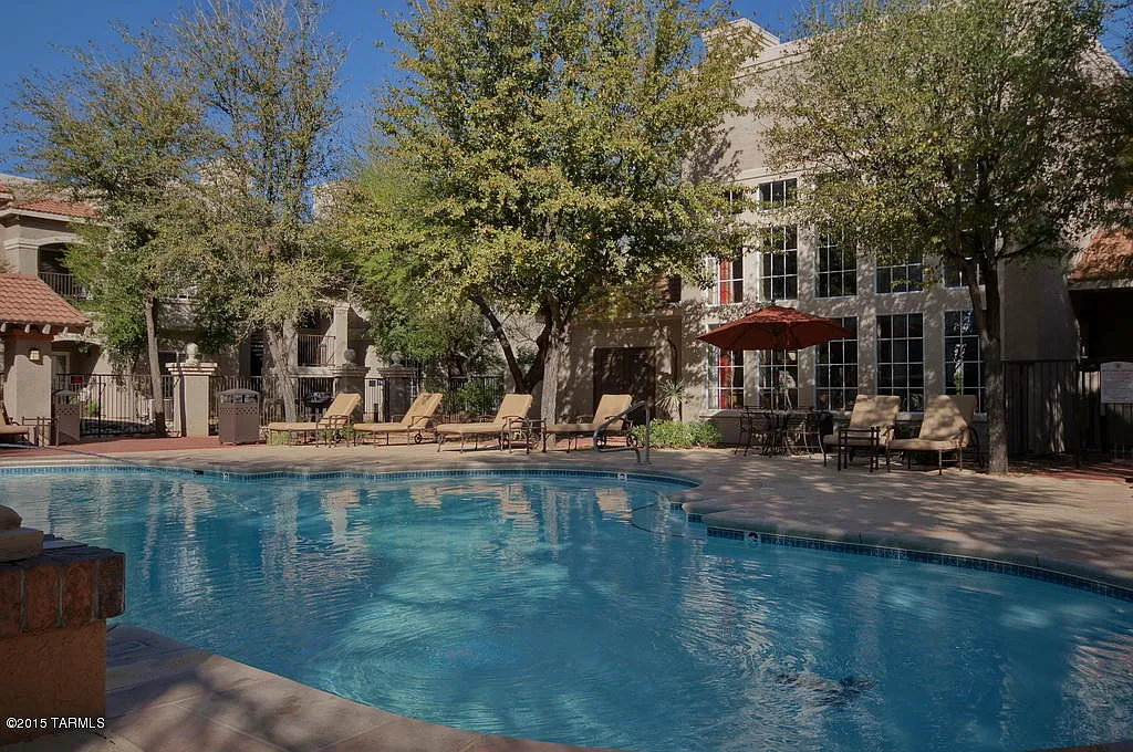 1 bed, 1.0 bath, 725 sqft, $1,500 — Photo 1