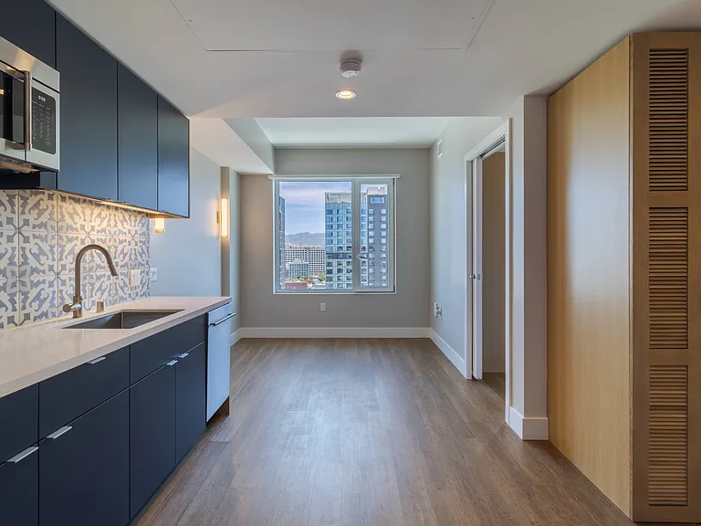 ANDYS at 1510 Webster Street — Photo 12