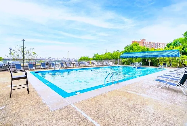 9060 Palisade Ave #1210 — Photo 10
