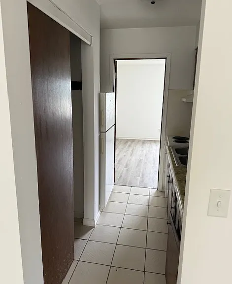 1201 Dixon Rd — Photo 4