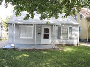 2226 S 14th St, Springfield, IL 62703