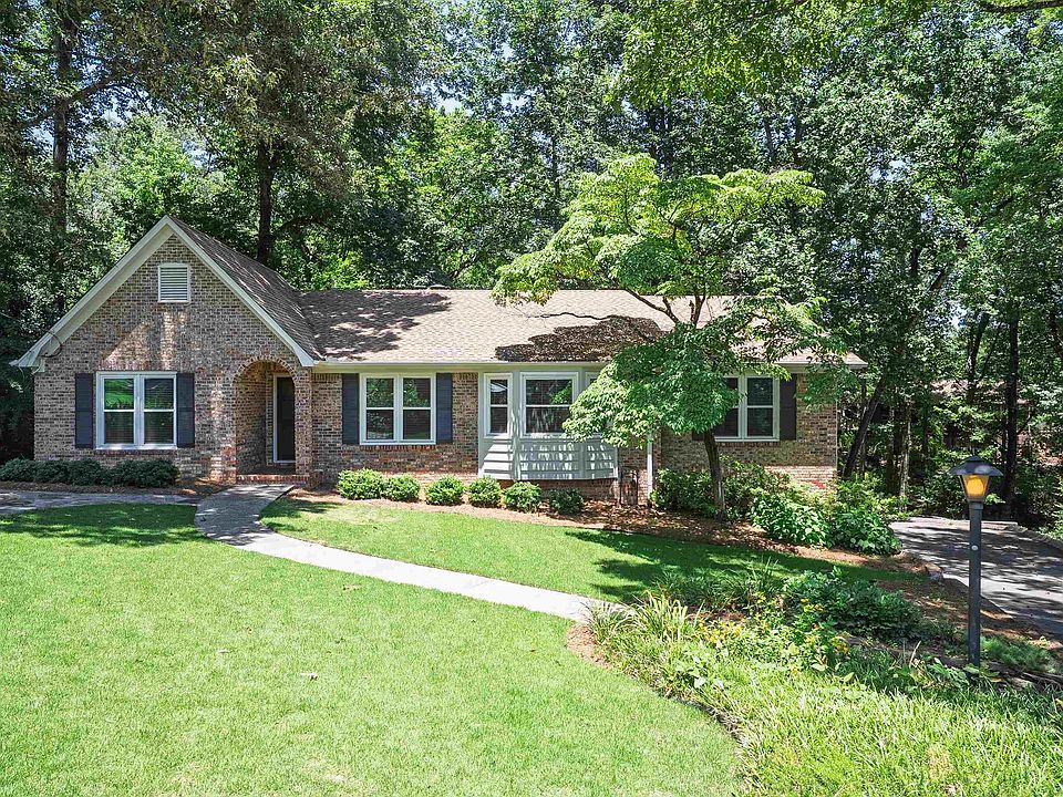 1st image of 22 Fox Hollow Cir