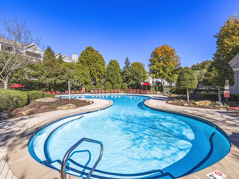 Elan at Mallard Creek Apartment Homes — Photo 5