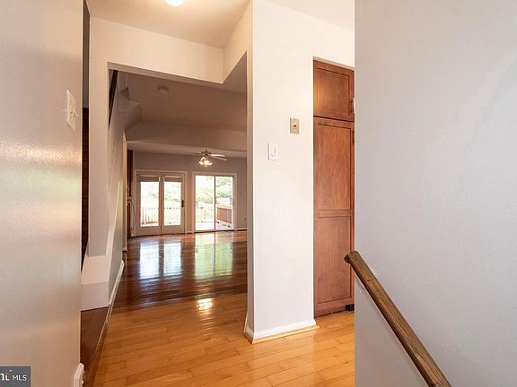 3rd image of 3808 Swan House Ct