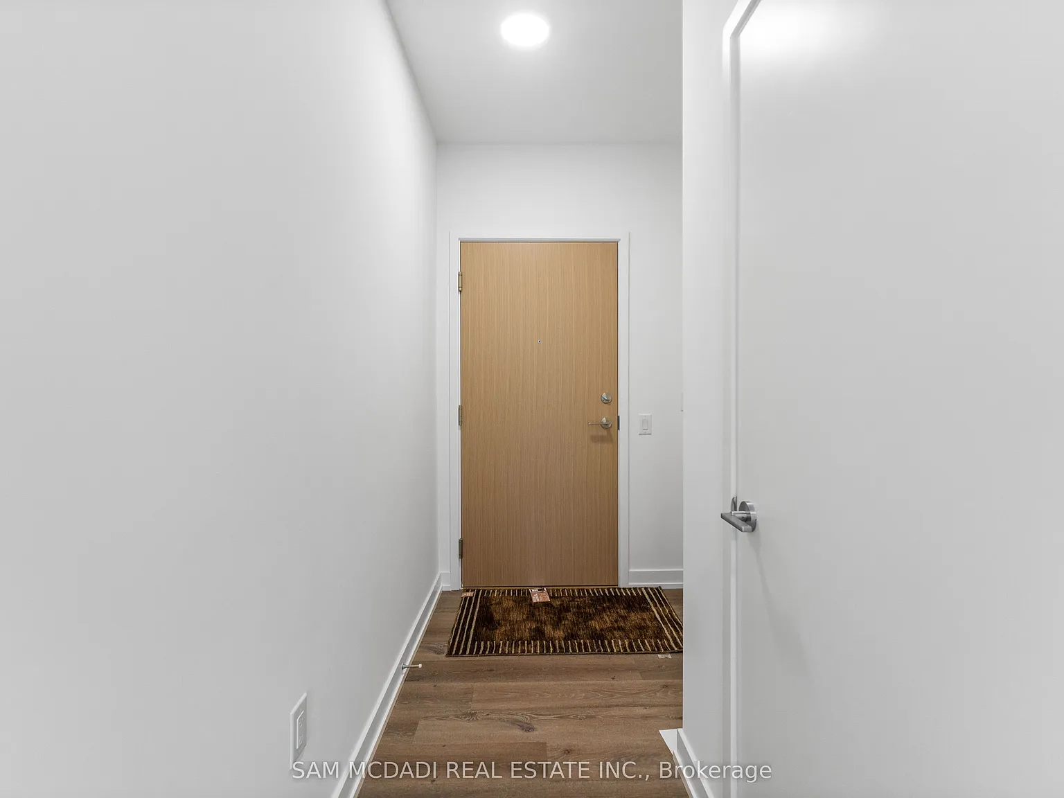 2 bed, $3,000 — Photo 4