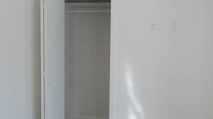 Rented by Nooklyn NYC LLC | media 25