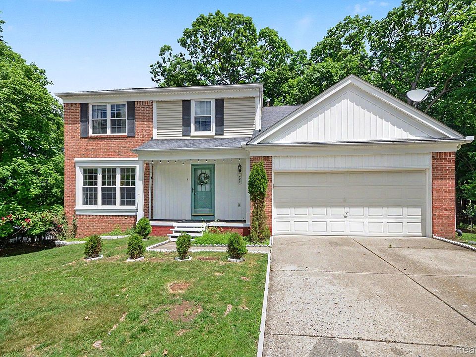 1st image of 425 Thornridge Ct