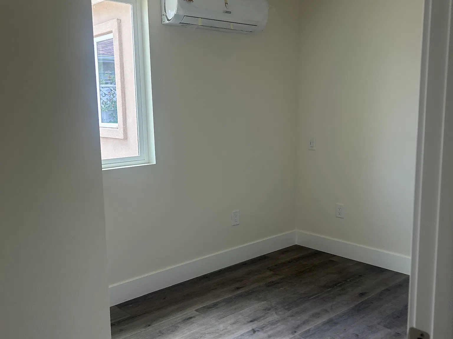 4252 Alder Ave — Photo 4