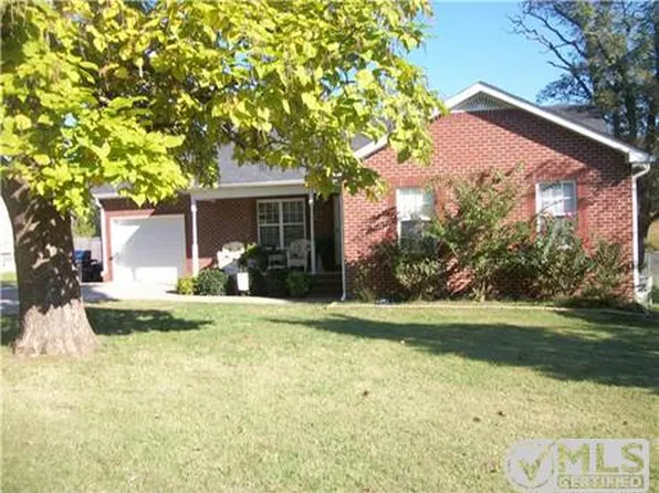 New Town Rd, Watertown, TN 37184