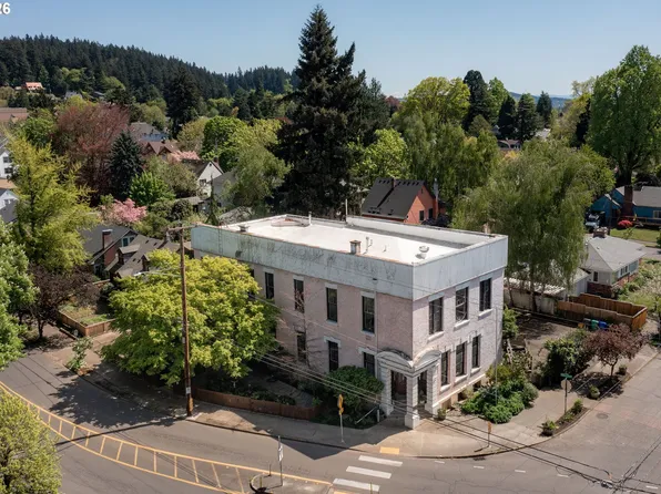 5500 SE Belmont St, Portland, OR 97215