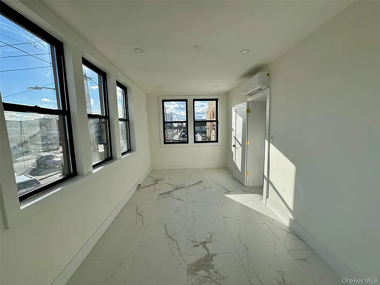 315 Riverside Blvd #1 — Photo 6