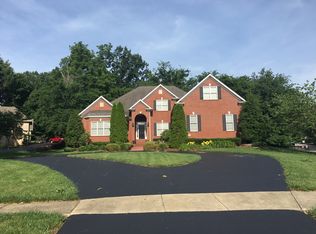 600 Covington Grove Blvd, Bowling Green, KY 42104