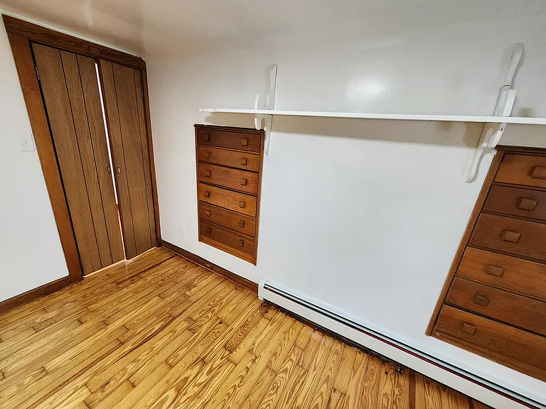 105 N Highland St — Photo 17