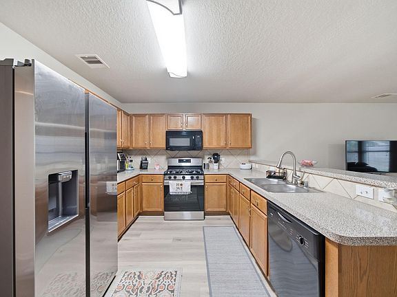 4th image of 5019 Ivy Fair Way