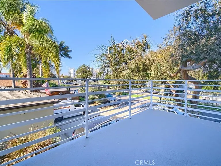 4455 S Slauson Ave — Photo 10