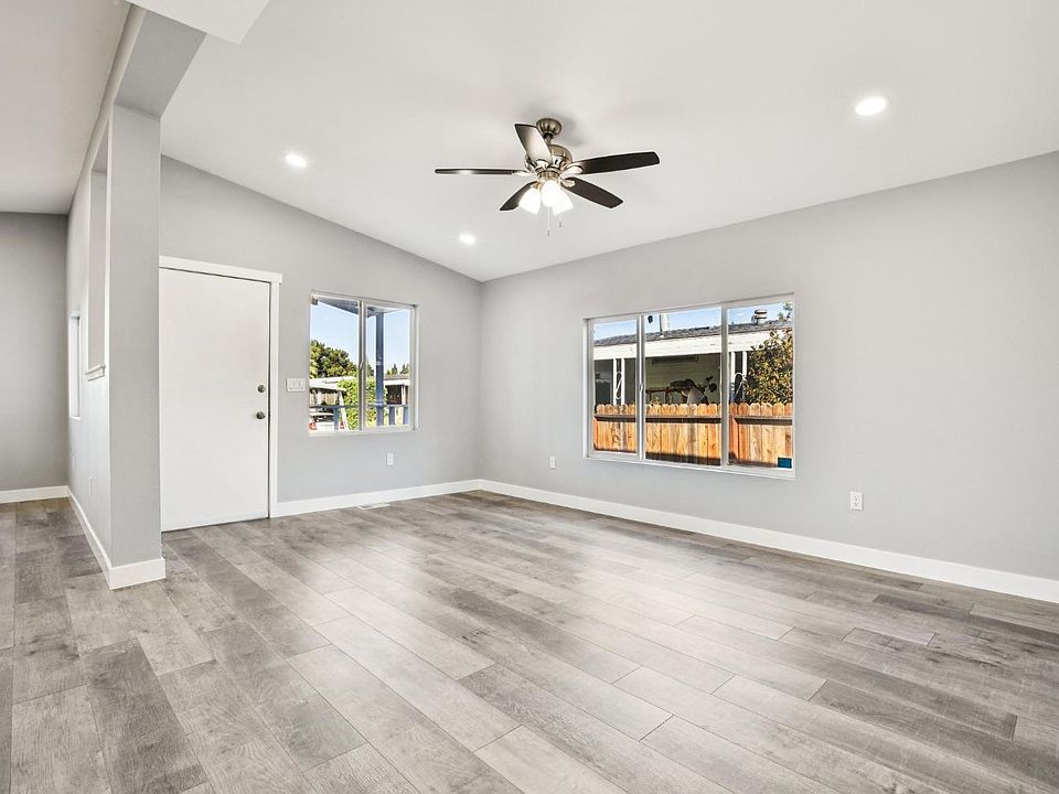 5th image of 4224 Floral Dr