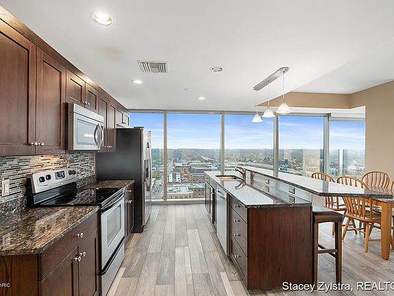 4th image of 335 Bridge St NW APT 1607