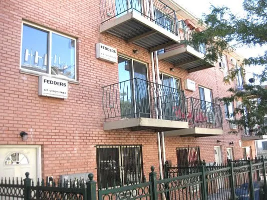 Rented by Premier Metro Realty Corp | media 17