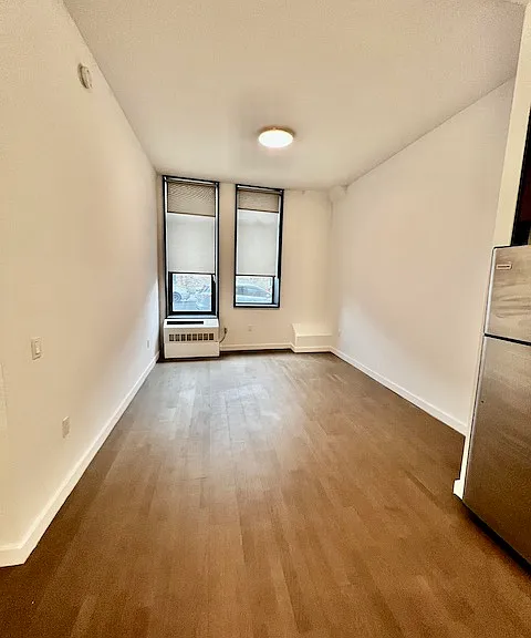 33-01 38th Ave #2H — Photo 3