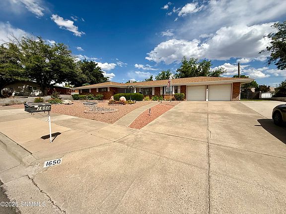 2nd image of 1650 Mariposa Dr