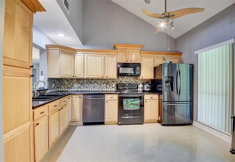 9316 Ketay Cir — Photo 13