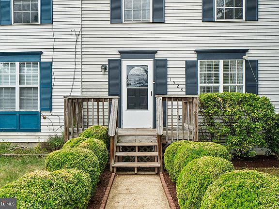 3rd image of 1528 Lodge Pole Ct