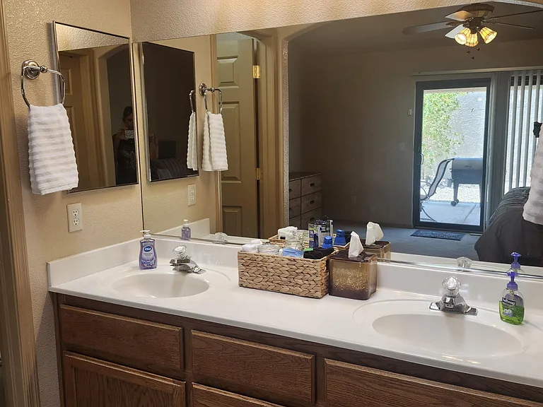 3048 Mirage Dr — Photo 16