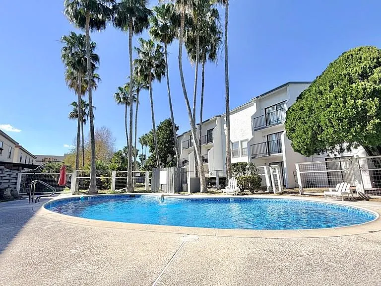 322 McFadden Dr #14 — Photo 36