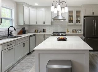 2448 Hillboro Cir SW, Marietta, GA 30064