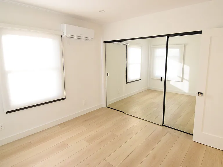317 Ocean Park Blvd — Photo 44