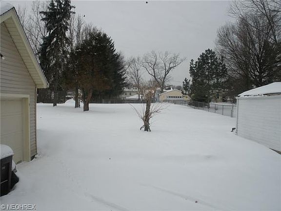 4th image of 68 S Hazelwood Ave