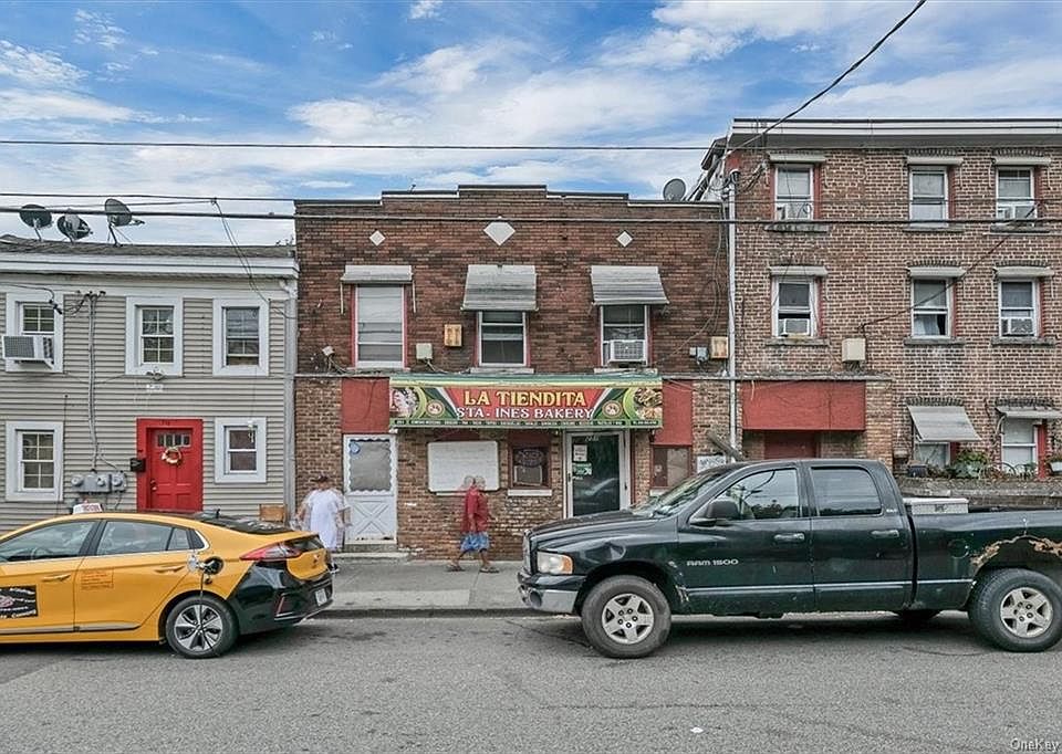 1st image of 251 Washington St