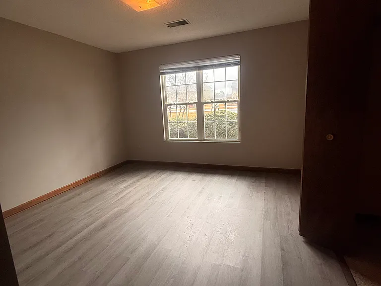 104C Middle St #104 — Photo 5