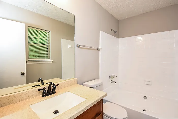 580 Tarragon Way SW — Photo 10
