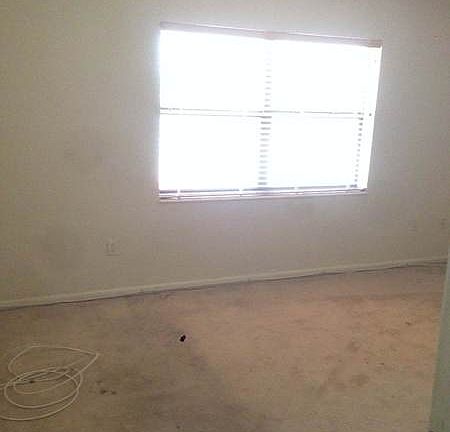 5th image of 15733 Fairway Heights Blvd