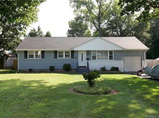 81 Grande Ave, Windsor, CT 06095