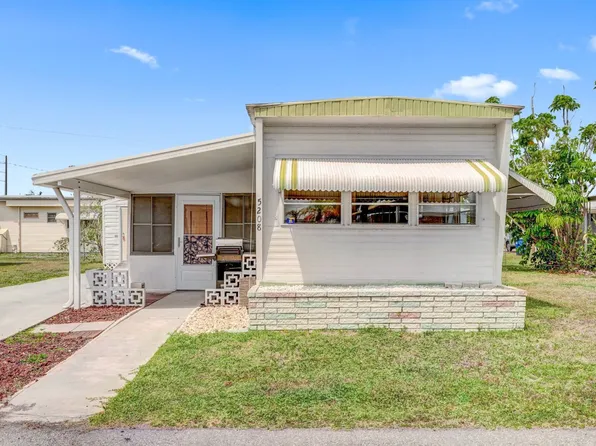 5208 5th Street Cir W, Bradenton, FL 34207